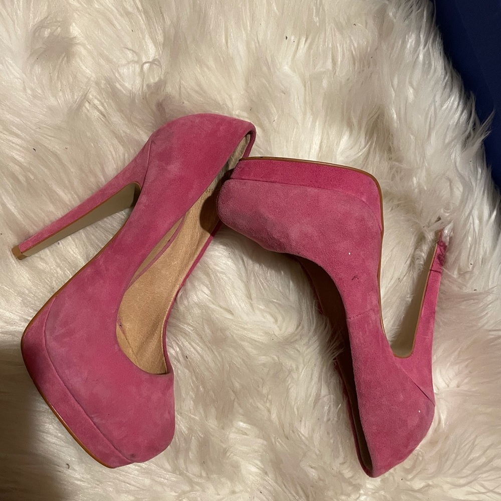 Aldo Pink suede Pump
